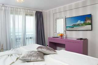 Апарт-отели Villa Elea Несебр Улучшенный двухместный номер с 1 кроватью и видом на море-2